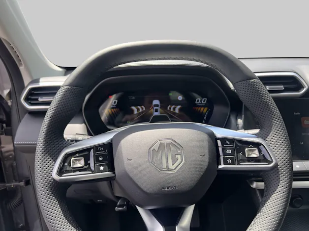 MG ZS 1.5 Hybrid+ Luxury