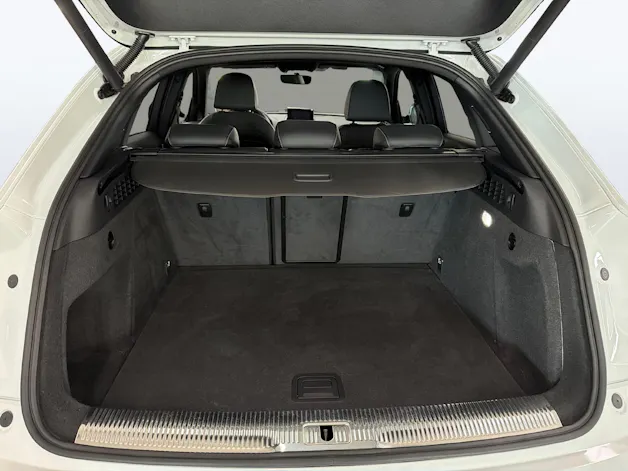 Audi Q3 2.0 TFSI Sport quattro S-Tr.