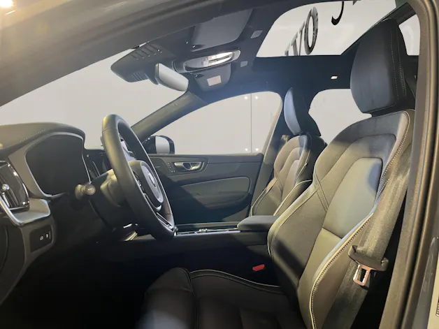 Volvo XC60 2.0 T6 TE Black Edition eAWD