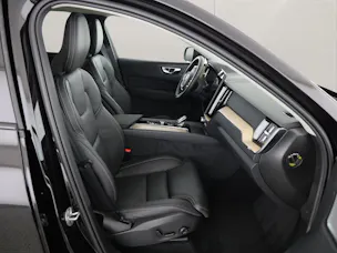Volvo XC60 2.0 T8 TE Ultra Dark eAWD