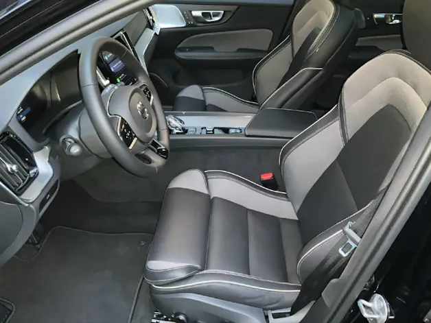 Volvo V60 2.0 B4 Ultimate Dark