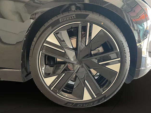 Volvo ES90 Ultra