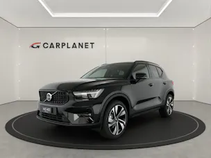 Volvo XC40 2.0 B3 MH Plus Dark