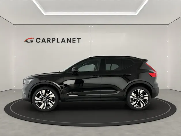 Volvo XC40 2.0 B3 MH Plus Dark