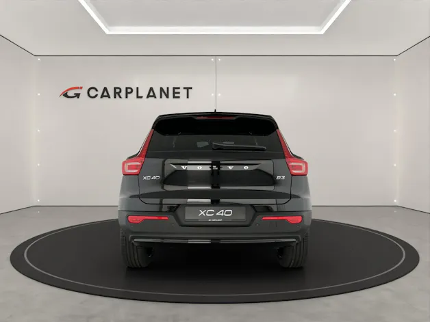 Volvo XC40 2.0 B3 MH Plus Dark
