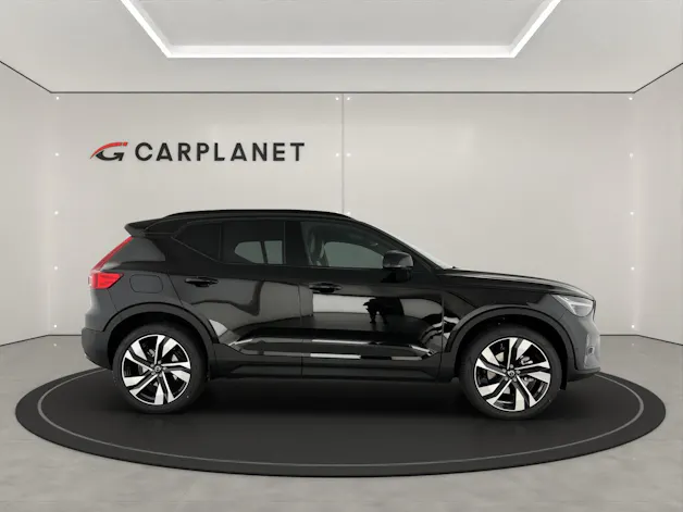 Volvo XC40 2.0 B3 MH Plus Dark