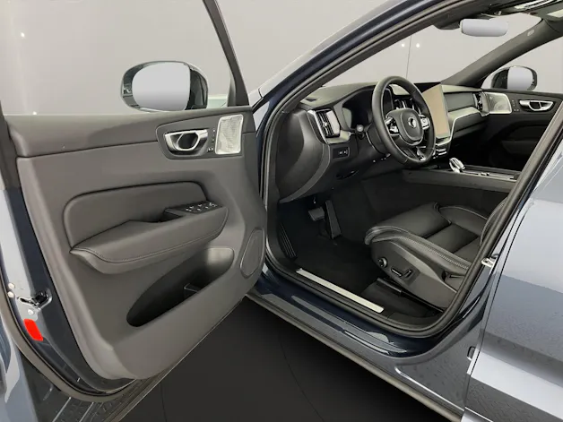 Volvo XC60 2.0 T8 TE Black Edition eAWD