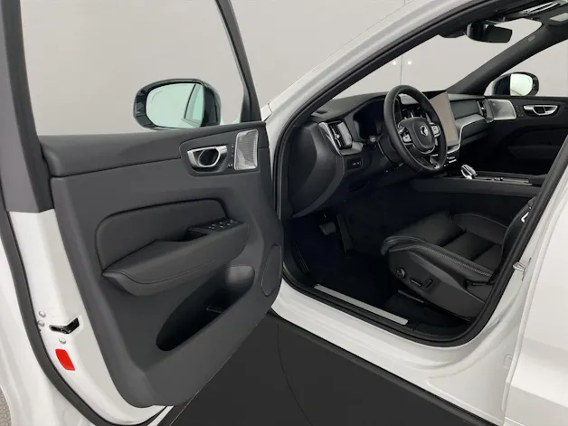 Volvo XC60 2.0 T8 TE Black Edition eAWD