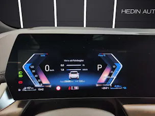 BMW 230e xDrive paddles Active Tourer