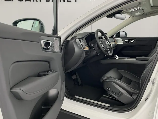 Volvo XC60 2.0 T8 TE Ultra Dark eAWD