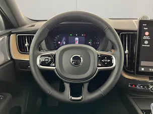 VOLVO XC60 2.0 T8 TE Ultra Dark eAWD