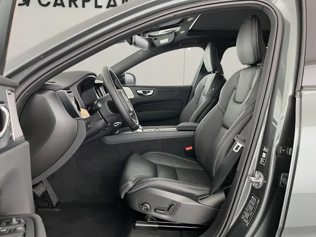 VOLVO XC60 2.0 T8 TE Ultra Dark eAWD