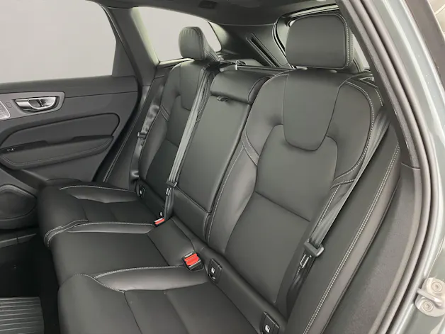 VOLVO XC60 2.0 T8 TE Ultra Dark eAWD