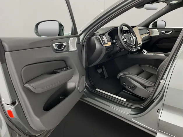 VOLVO XC60 2.0 T8 TE Ultra Dark eAWD