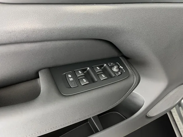 VOLVO XC60 2.0 T8 TE Ultra Dark eAWD