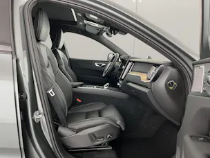 VOLVO XC60 2.0 T8 TE Ultra Dark eAWD