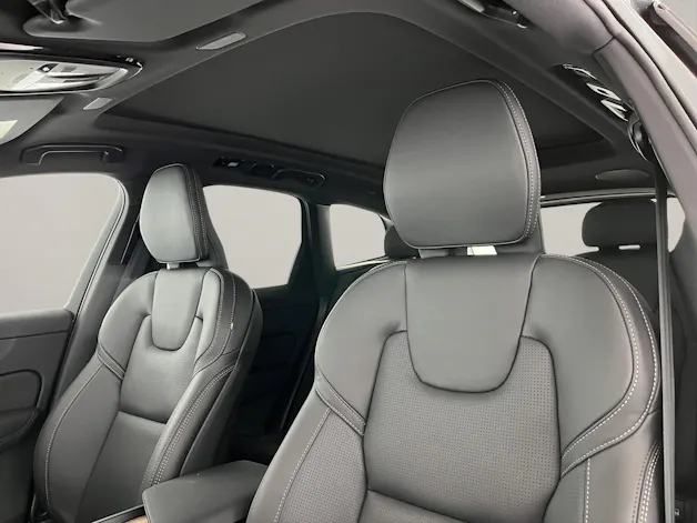 VOLVO XC60 2.0 T8 TE Ultra Dark eAWD