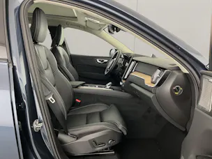VOLVO XC60 2.0 T8 TE Ultra Dark eAWD
