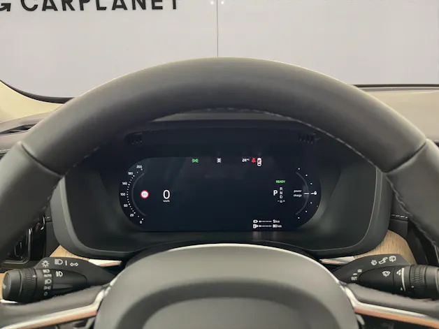 VOLVO XC60 2.0 T8 TE Ultra Dark eAWD