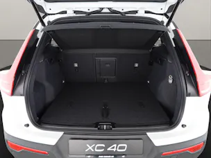 Volvo XC40 2.0 B4 MH Black Edition