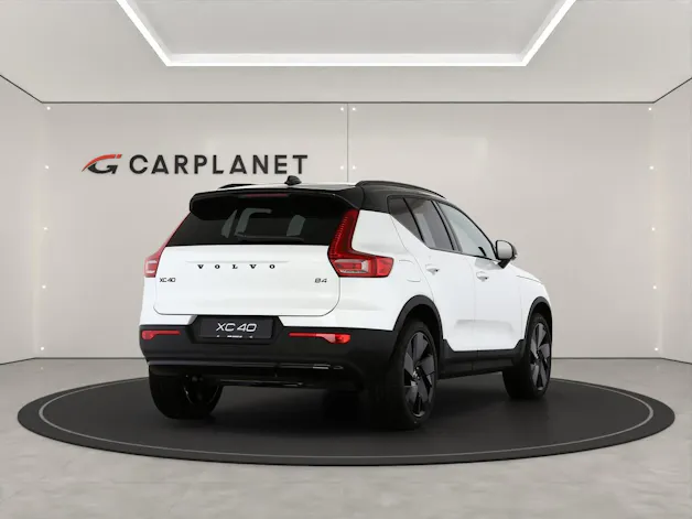 Volvo XC40 2.0 B4 MH Black Edition