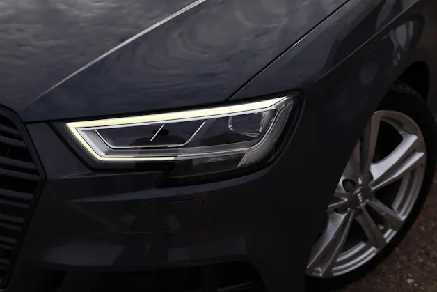 Audi A3 Sportback 2.0 TDI 184 Sport quattro S-Tronic * S-Line * B&O Soundsystem * MMI Navi Plus *