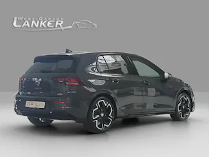 VW Golf VIII 1.5 eTSI R-Line DSG