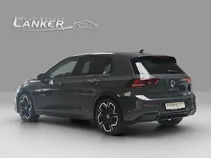VW Golf VIII 1.5 eTSI R-Line DSG