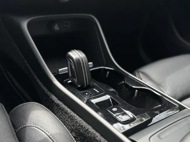 Volvo XC40 2.0 T5 R-Design AWD