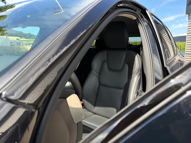 Volvo XC60 2.0 B5 MH Plus Dark AWD