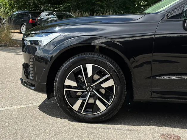 Volvo XC60 2.0 B5 MH Plus Dark AWD