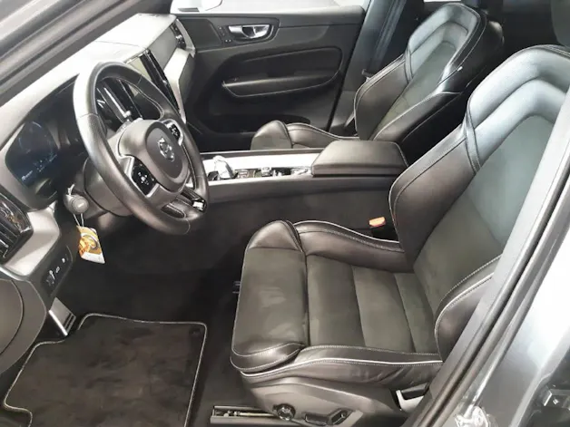 Volvo XC60 2.0 T8 TE R-Design eAWD