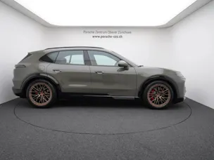 Porsche Cayenne S Electric