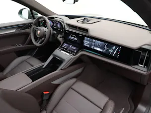 Porsche Cayenne S Electric
