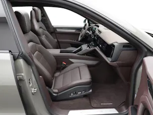 Porsche Cayenne S Electric