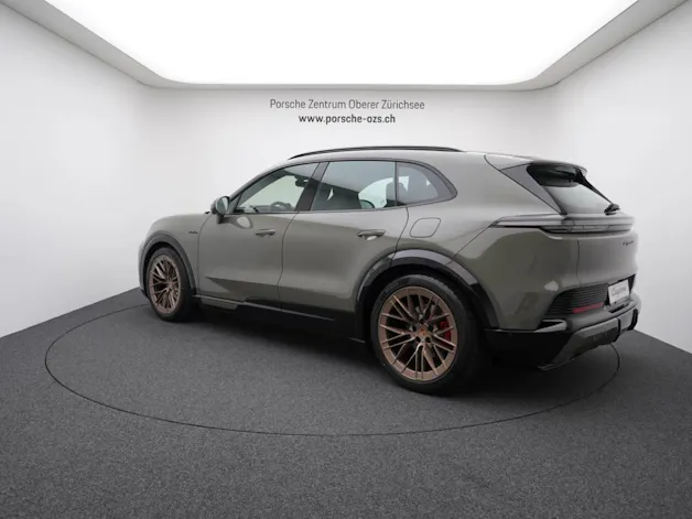 Porsche Cayenne S Electric
