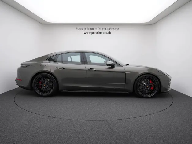 Porsche Panamera GTS