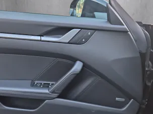 Porsche 911 Carrera PDK