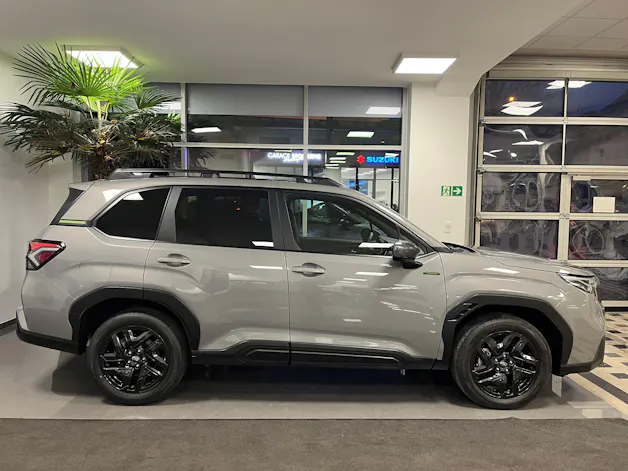 Subaru Forester Station 2.0i e-Boxer