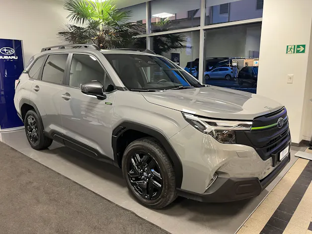 Subaru Forester Station 2.0i e-Boxer