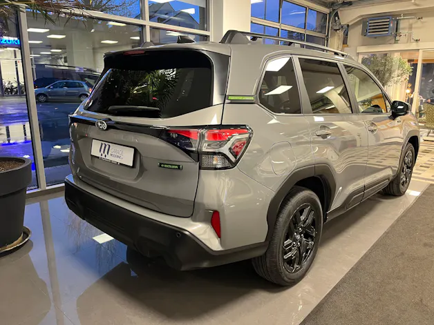 Subaru Forester Station 2.0i e-Boxer