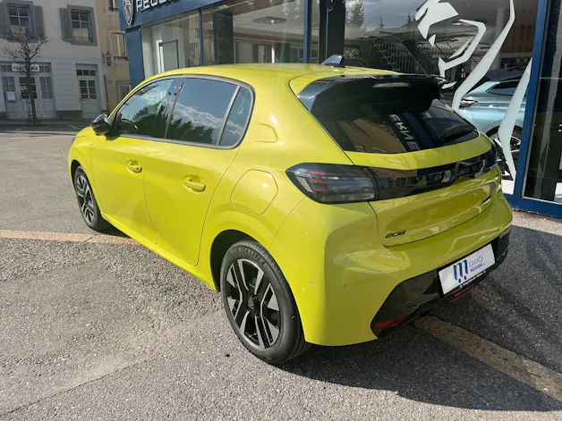 Peugeot 208 1.2 Hybrid Allure Premium
