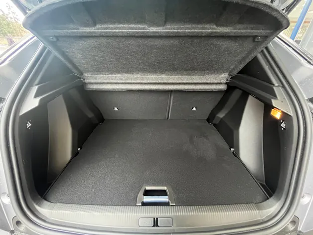 Peugeot 2008 1.2 Hybrid Allure Premium