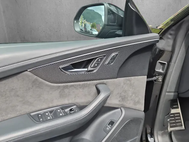 Audi RSQ8 Quattro Tiptronic 700 PS ABT