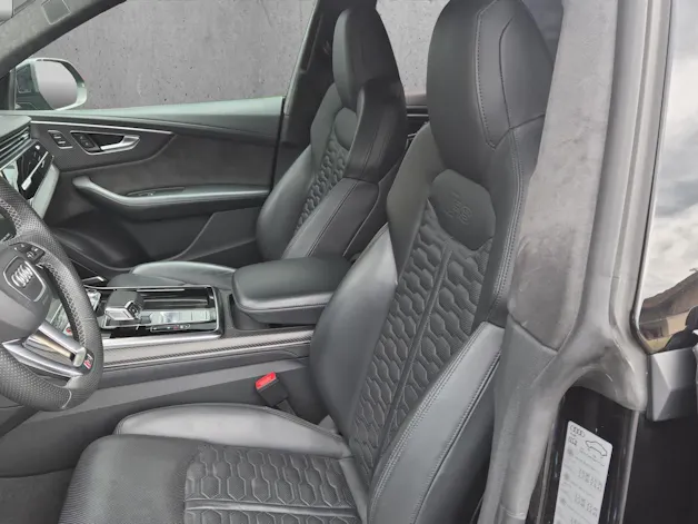 Audi RSQ8 Quattro Tiptronic 700 PS ABT
