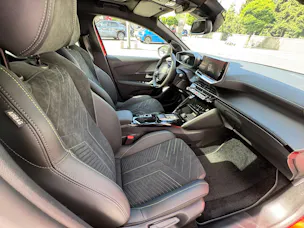 Peugeot 208 1.2 Hybrid 145 GT
