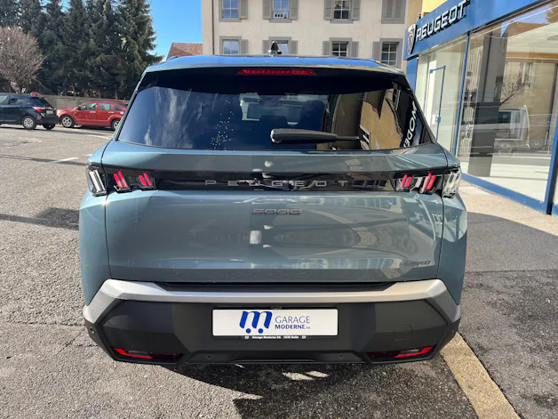 Peugeot 5008 1.2 Hybrid Allure Premium