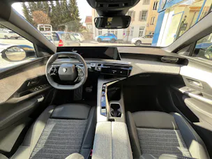 Peugeot 5008 1.2 Hybrid Allure Premium
