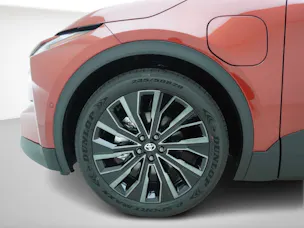 Toyota C-HR+ Premium AWD