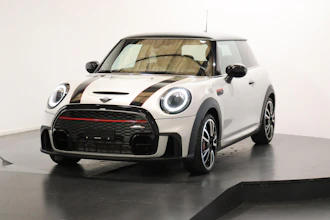 https://vehicle.imgix.net/4387658/89124f4c-f820-433f-bbdc-fe1e99ef56d2.JPG